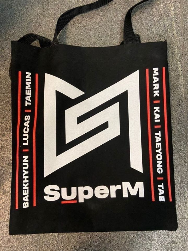 SM Ent cái gì cũng có, chỉ chuyên gia soát lỗi chính tả là thiếu thôi! ảnh 3