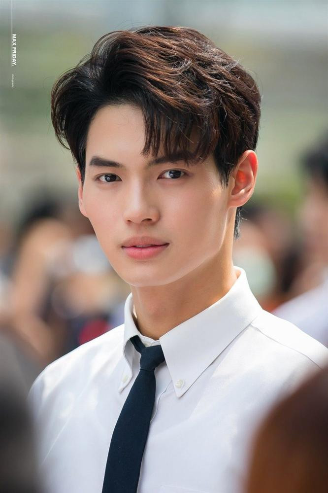 Những chàng mỹ nam vừa đẹp vừa đáng yêu khiến fangirl chỉ muốn “mang về, giấu đi” ảnh 2