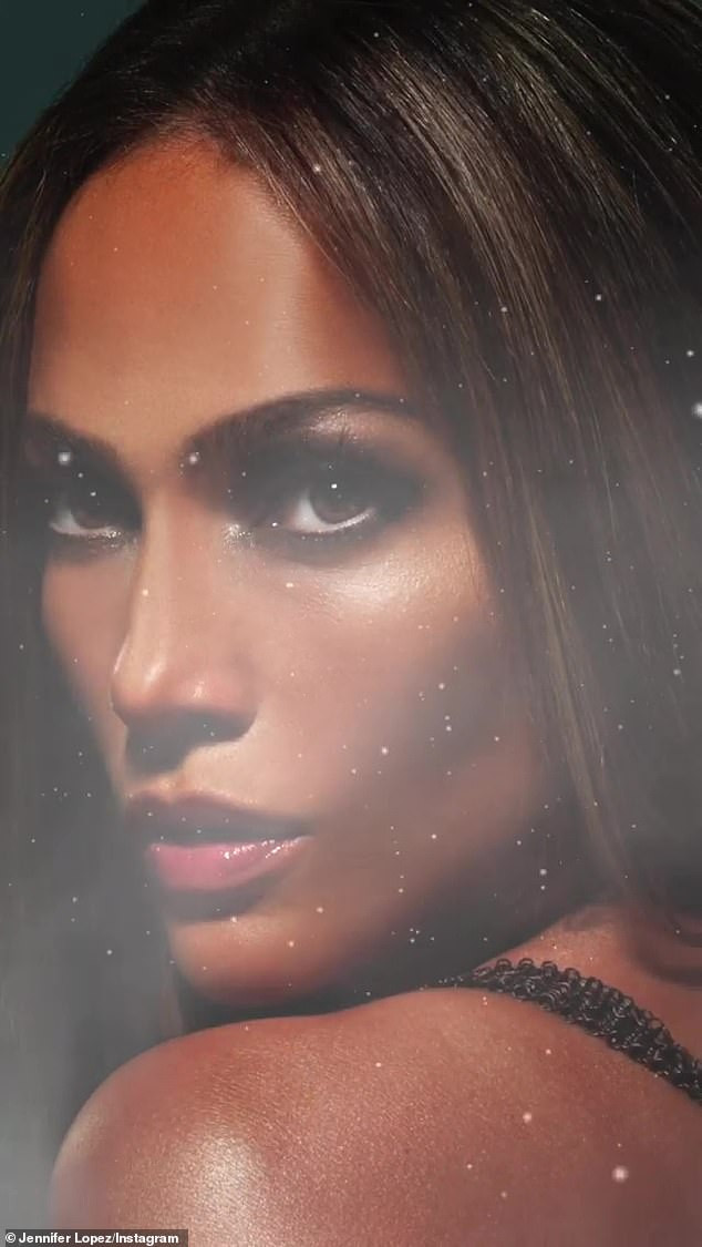 Jennifer Lopez 50 tuổi táo bạo khỏa thân trên bìa single mới ảnh 4