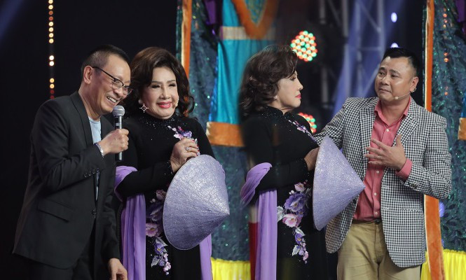 Showbiz 29/11: 'Bên trong khách sạn dát nhiều vàng nhất thế giới' ở Hà Nội lên báo Anh ảnh 4