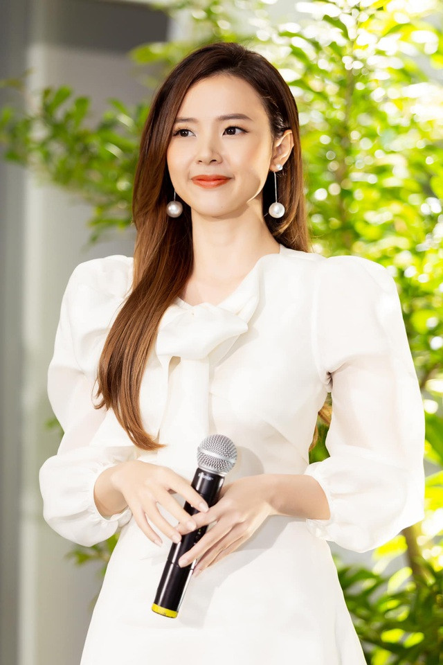 Midu lên tiếng sau khi liên tục bị 'réo tên' giữa lúc Phan Thành kết hôn ảnh 1