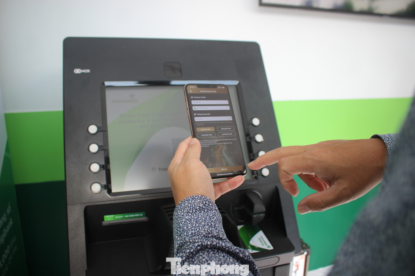 Nhiều công nghệ mới khiến giới trẻ xếp hàng chờ dùng thử tại Sóng Festival ảnh 7