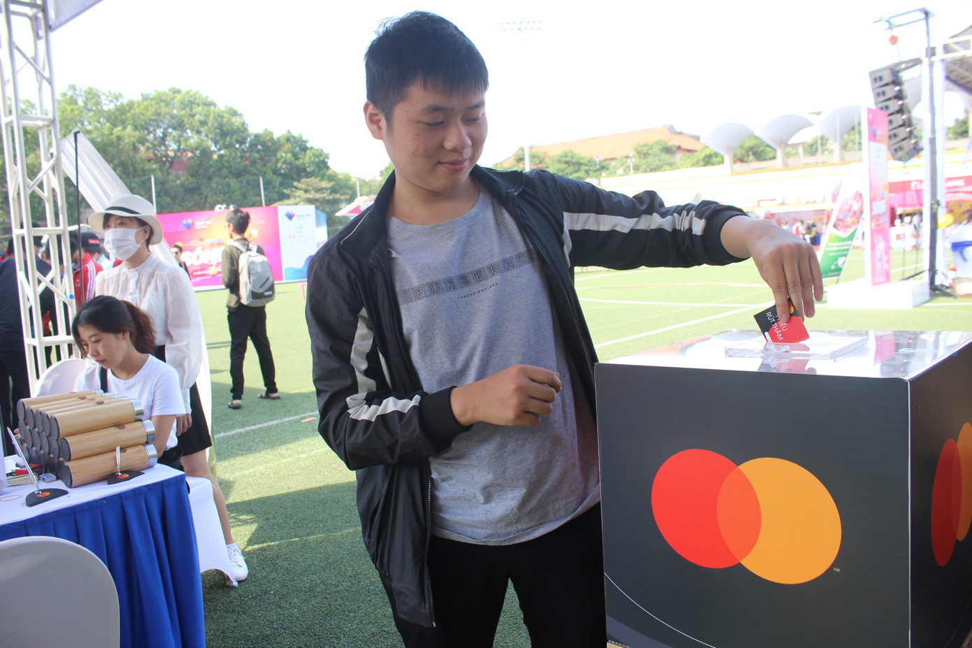 Cơ hội nhận bộ sưu tập UEFA Champions League tại Sóng Fesival ảnh 3