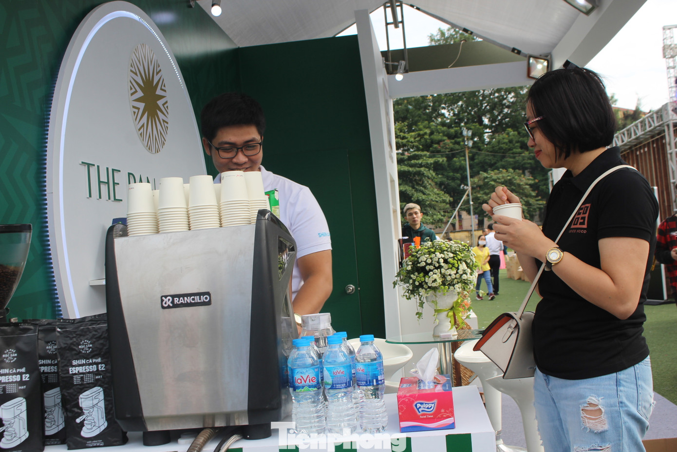 'Mãn nhãn' với 130 gian hàng tại Sóng Festival ảnh 17