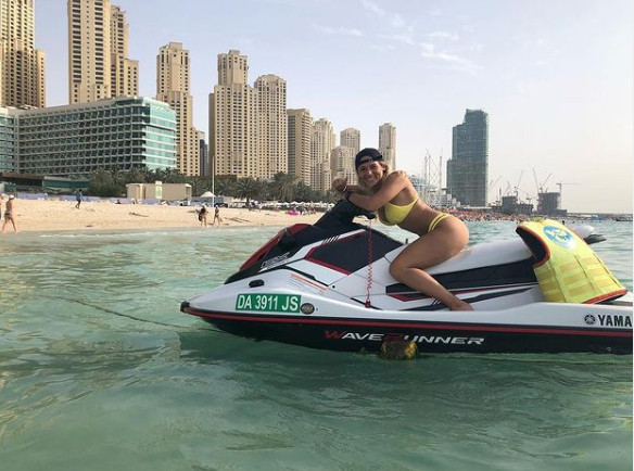 Nhan sắc nóng bỏng của bóng hồng từng khiến Maradona điêu đứng ảnh 10