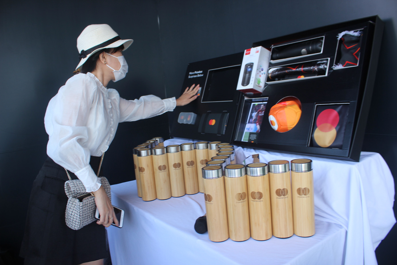 Cơ hội nhận bộ sưu tập UEFA Champions League tại Sóng Fesival ảnh 4