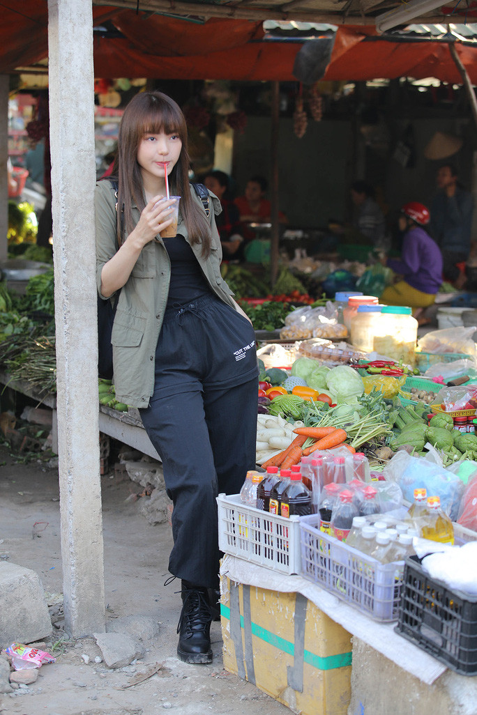 Minh Hằng khoe dáng ‘cực phẩm’ với bikini ảnh 5