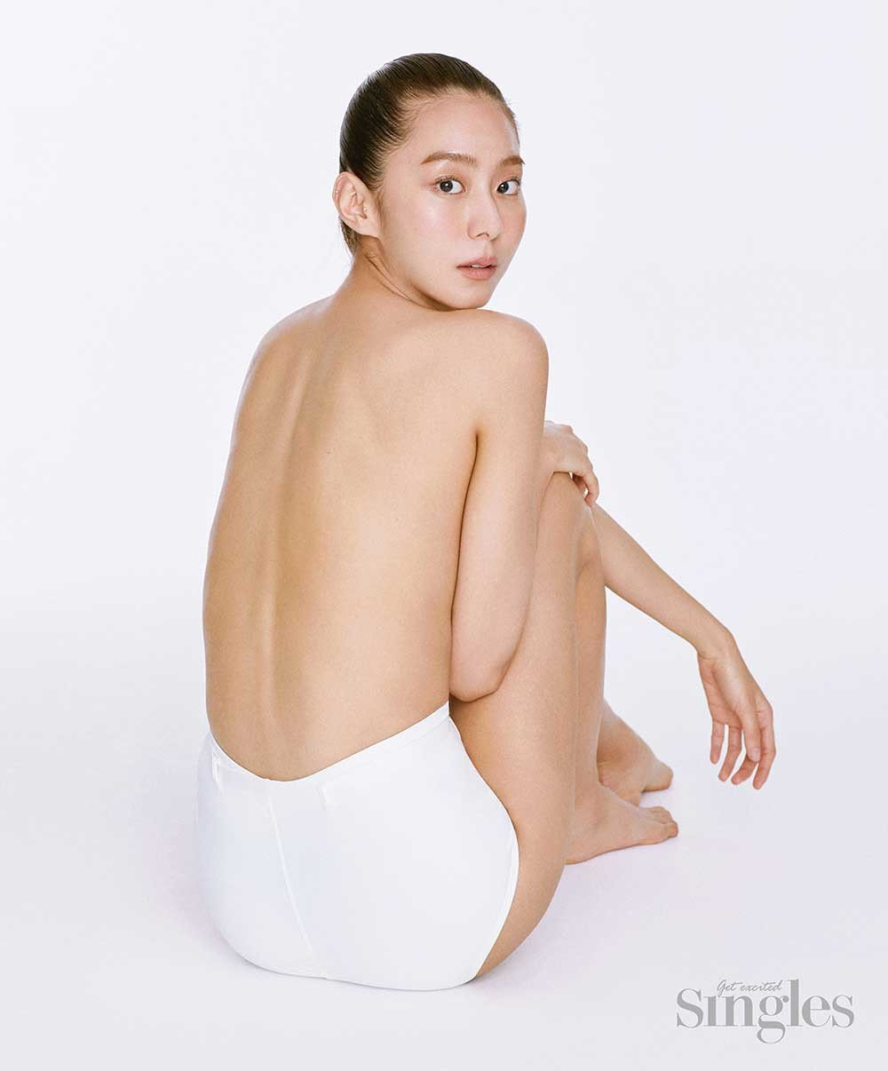 ‘Nữ thần K-pop’ UEE bán nude táo bạo trên tạp chí ảnh 1