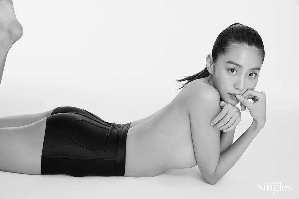 ‘Nữ thần K-pop’ UEE bán nude táo bạo trên tạp chí ảnh 6