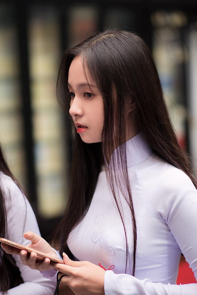 Gương mặt xinh xắn 'búng ra sữa' của cô gái Bến Tre thi Hoa hậu Việt Nam 2020 ảnh 1