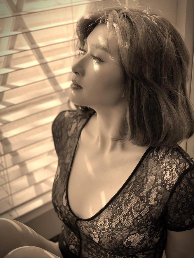 Showbiz 8/9: Phương Mỹ Chi kể kỉ niệm 'dở khóc dở cười' khi lần đầu đi hát đám ma ảnh 2