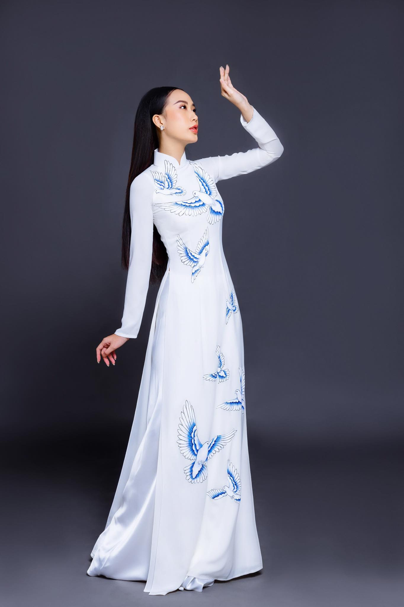 Mẫu nữ từng tham gia chương trình ‘Đối mặt cảm xúc’ ghi danh tại Hoa hậu Việt Nam 2020 ảnh 1