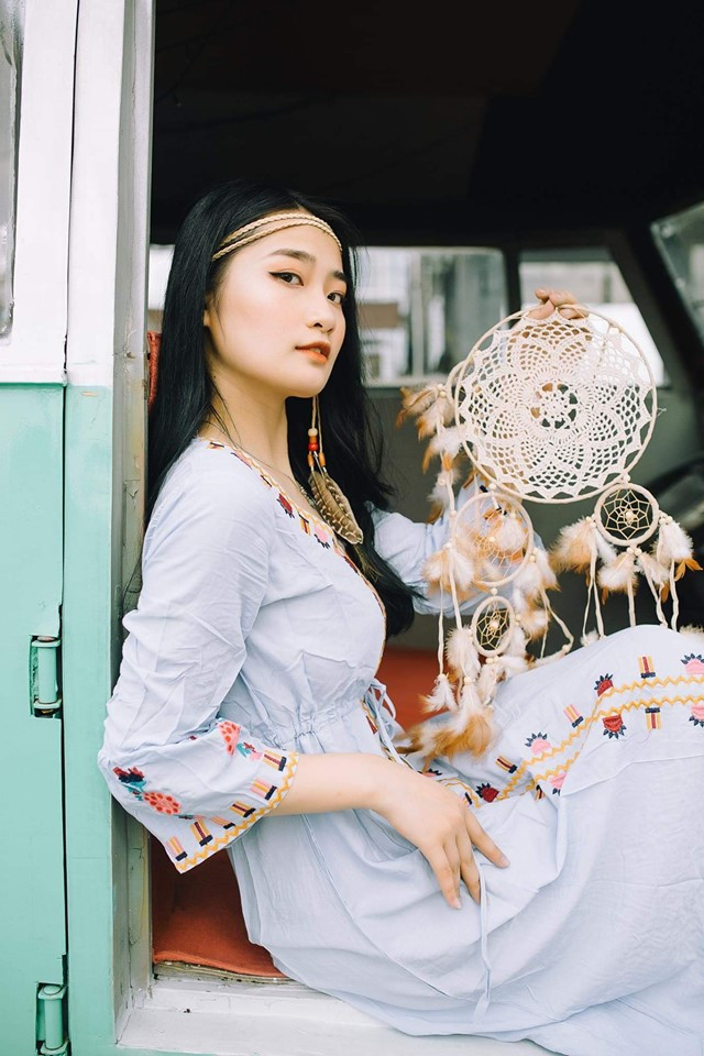 Nữ sinh Báo chí thần tượng Hoa hậu Nguyễn Thị Huyền, quyết tâm ghi danh tại HHVN 2020 ảnh 6