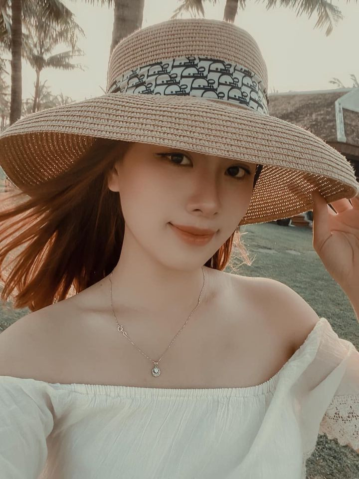 Hoa khôi Nét đẹp Du lịch Huế dự thi Hoa hậu Việt Nam 2020 ảnh 3