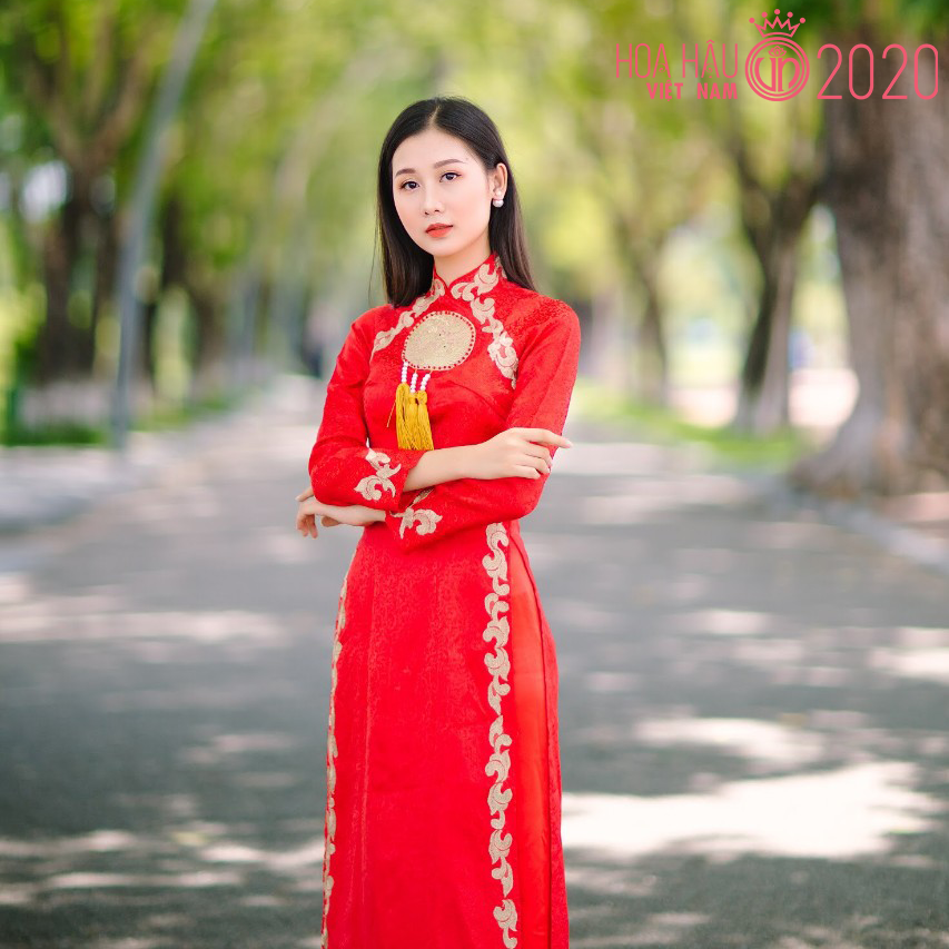 Nhan sắc gây mê của Á khôi Đại học Huế dự thi Hoa hậu Việt Nam 2020 ảnh 2