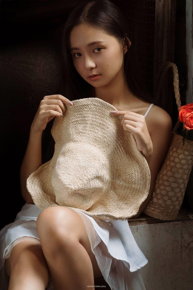 Gương mặt xinh xắn 'búng ra sữa' của cô gái Bến Tre thi Hoa hậu Việt Nam 2020 ảnh 7