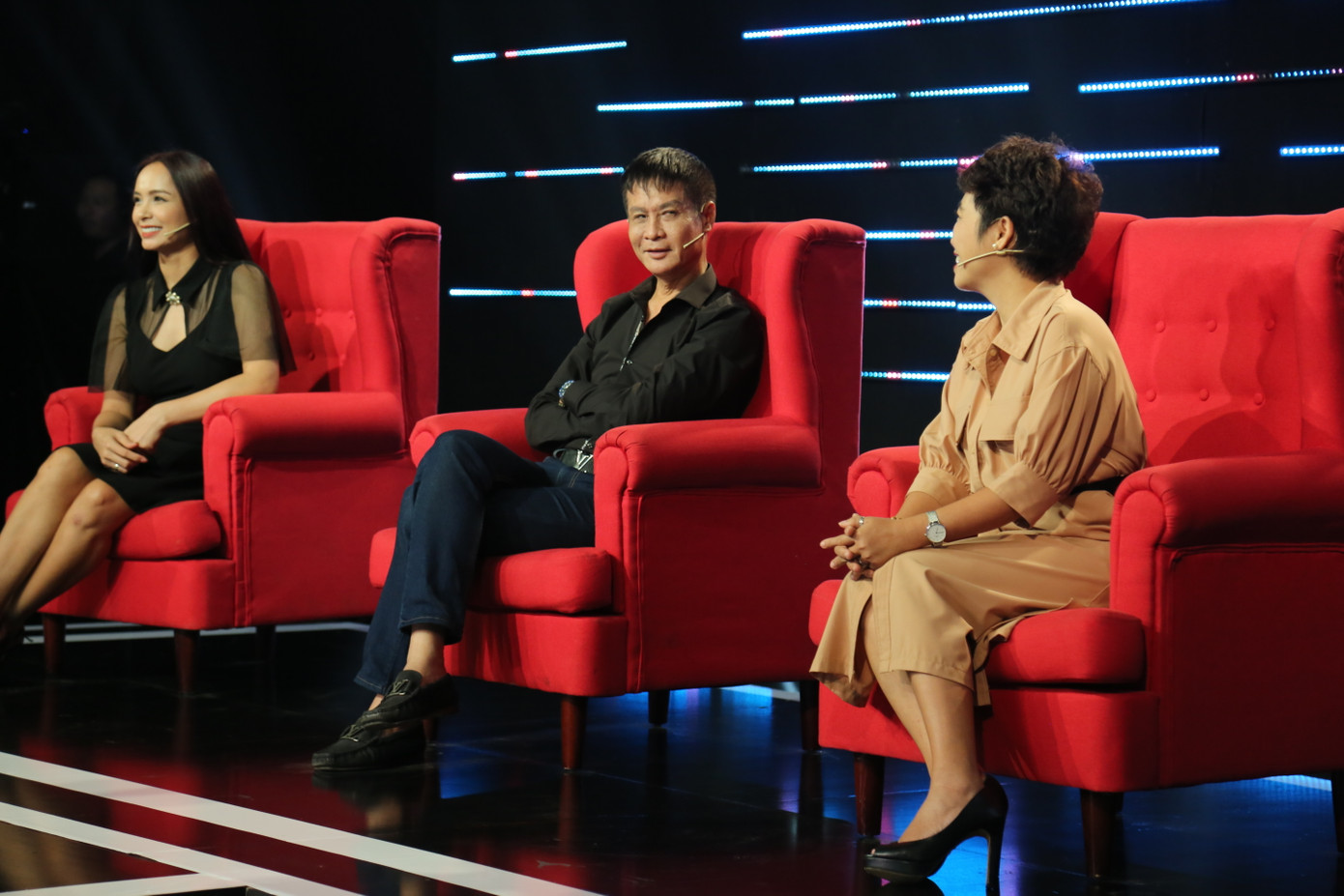 Đạo diễn Lê Hoàng vô tình tiết lộ MC Quyền Linh có 100 tỉ? ảnh 2