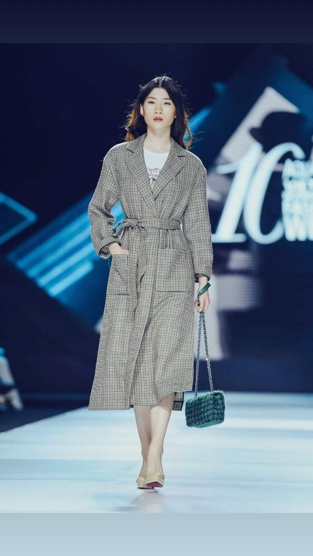 Những thí sinh tuổi 18 rực rỡ vào Bán kết Hoa hậu Việt Nam 2020 ảnh 9