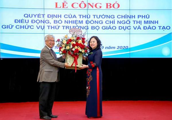 Công bố quyết định của Thủ tướng Chính phủ về công tác cán bộ ảnh 1