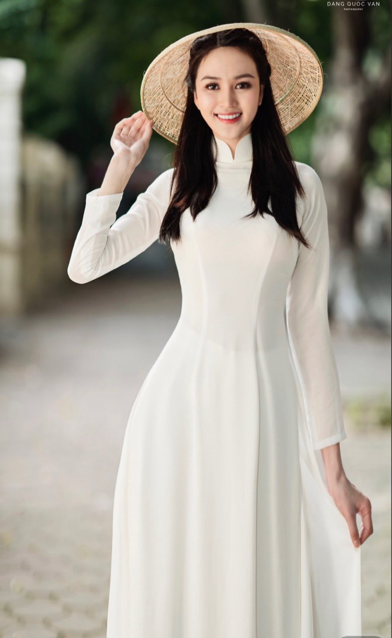 Cô gái xinh đẹp giống Á hậu Thuỵ Vân ghi danh ở Hoa hậu Việt Nam 2020 ảnh 1