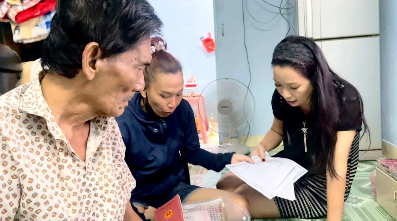 Bà xã Thương Tín: ‘Đừng cho nhau những lời cay đắng khi cuối đời’ ảnh 1