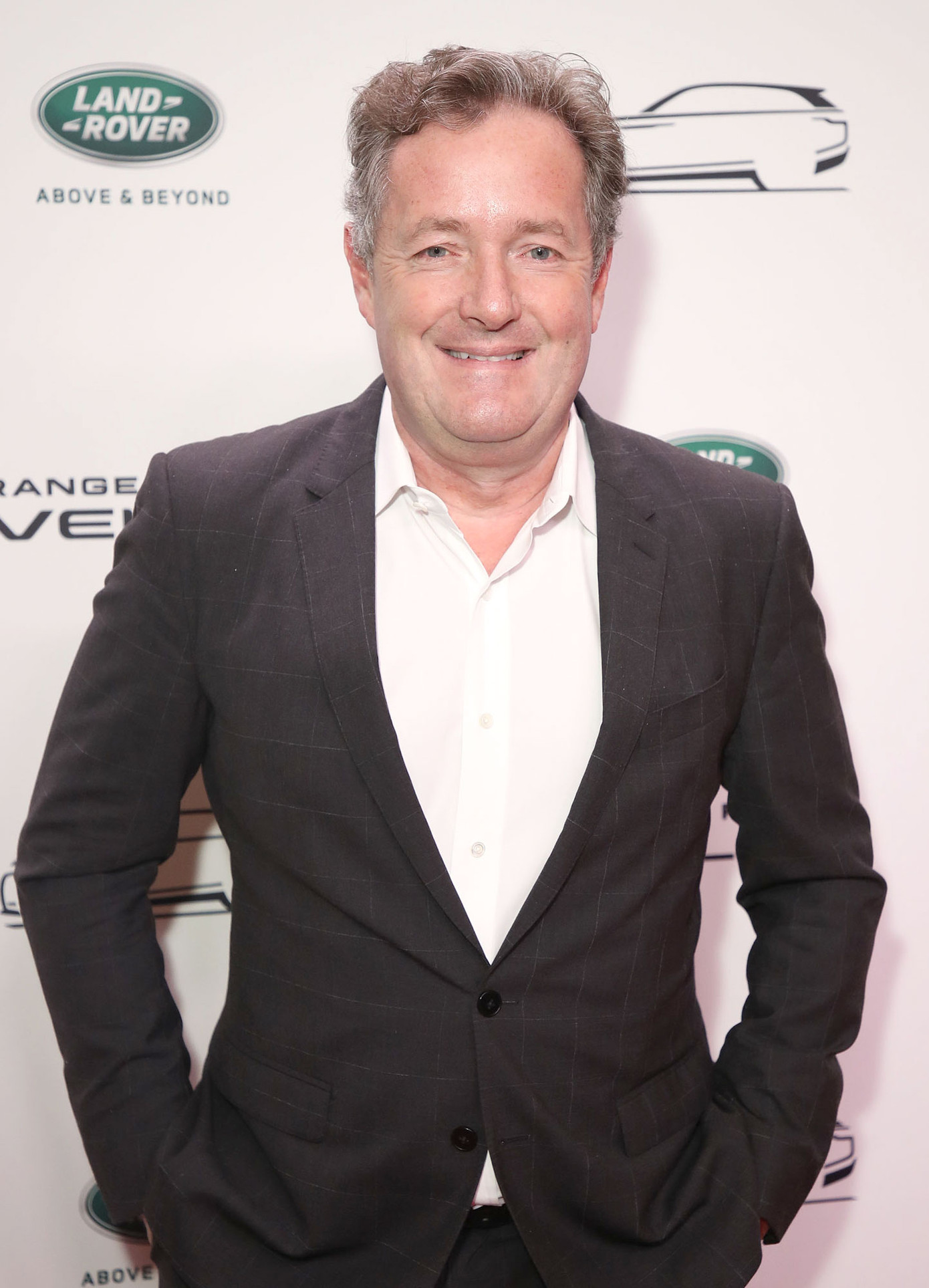 MC gạo cội Anh thôi việc sau khi công khai xúc phạm Meghan Markle trên truyền hình ảnh 1