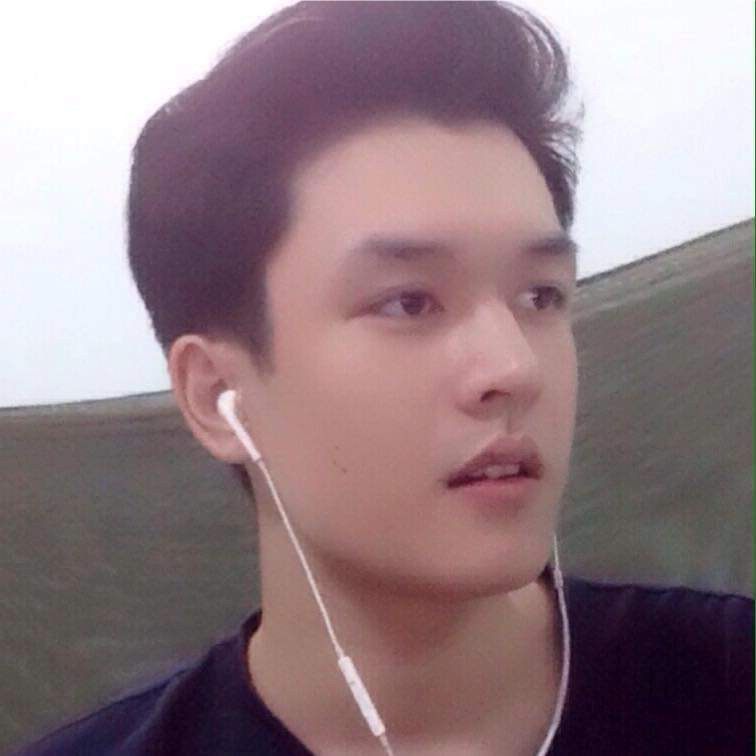 Ảnh chất lượng hơi thấp nhưng thầy chất lượng cao quá nè! "Mỹ nam" bạn đang ngắm là một giáo viên dạy Toán, và quan trọng là còn ĐỘC THÂN! ảnh 4