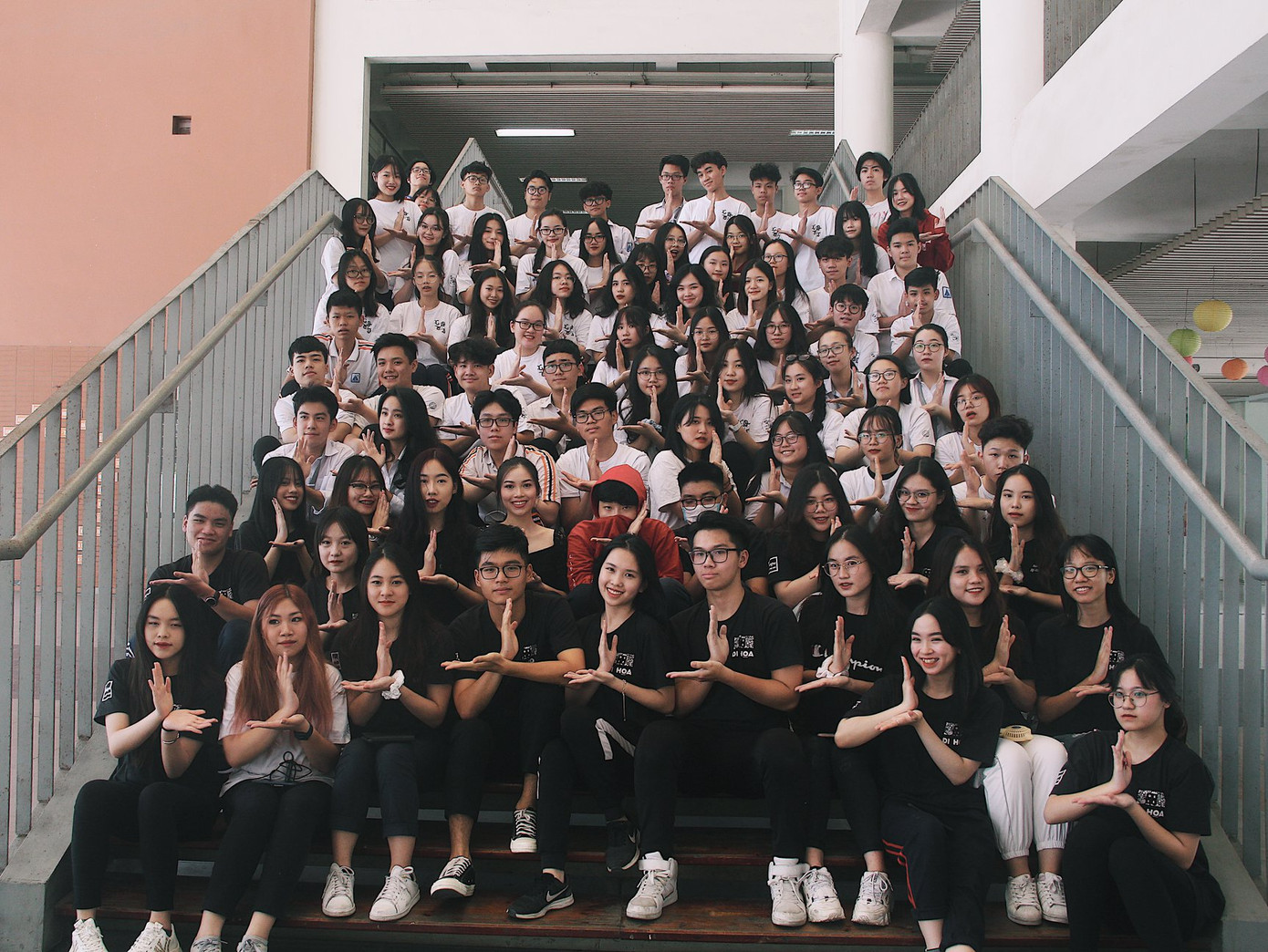 Các thành viên CLB Life's So Drama. CLB Life's So Drama: Nơi đam mê kịch nghệ của teen Amsers được chắp cánh ảnh 1