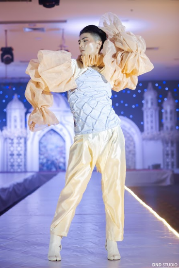 LaMode 2020: Mãn nhãn với show thời trang lấy cảm hứng từ thời kỳ Phục Hưng của Amser ảnh 8