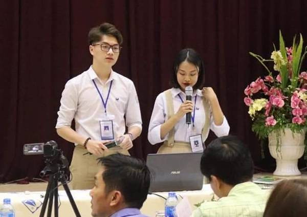 Bá Minh là một trong những học sinh tiêu biểu của trường THPT số 1 TP Lào Cai. Thái Bá Minh - Hotboy Học viện Ngoại giao, từng được tuyển thẳng vào 5 trường Đại học ảnh 2