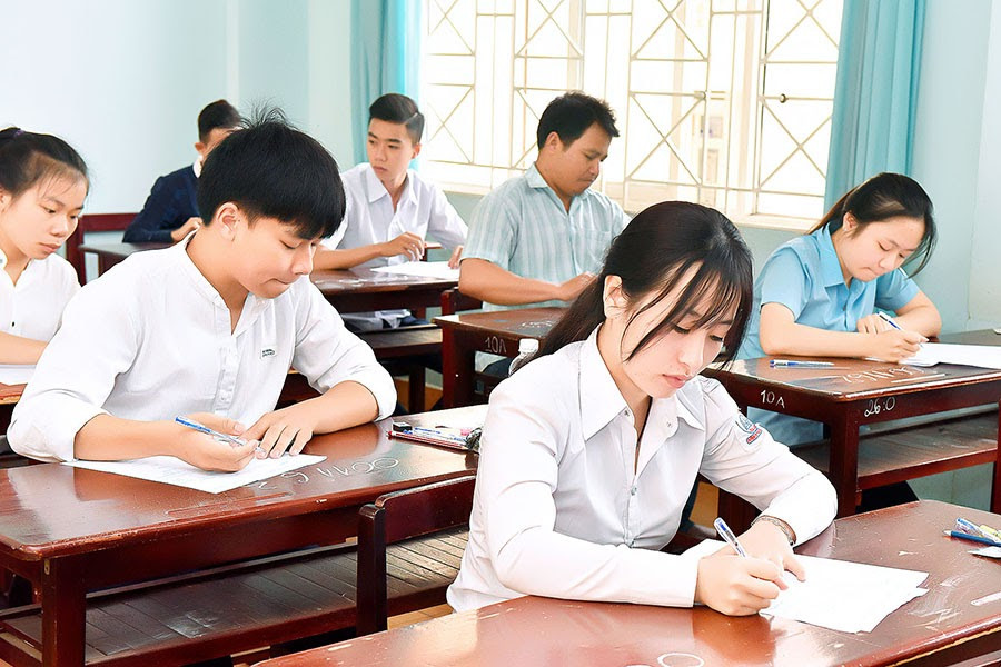Tuyển sinh Đại học sẽ kéo dài đến tháng 2/2021. Ảnh minh họa: Internet Trường quốc tế Việt - Úc (TP.HCM) tiếp tục vấp phải chỉ trích về chính sách học phí ảnh 1