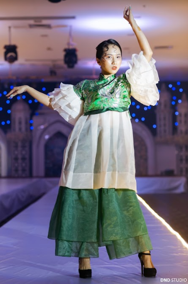 LaMode 2020: Mãn nhãn với show thời trang lấy cảm hứng từ thời kỳ Phục Hưng của Amser ảnh 1