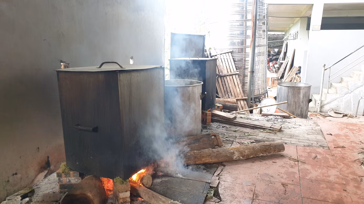 Tăng ni, phật tử Hà Nội gửi hàng nghìn bánh chưng chay vào miền Trung ảnh 4