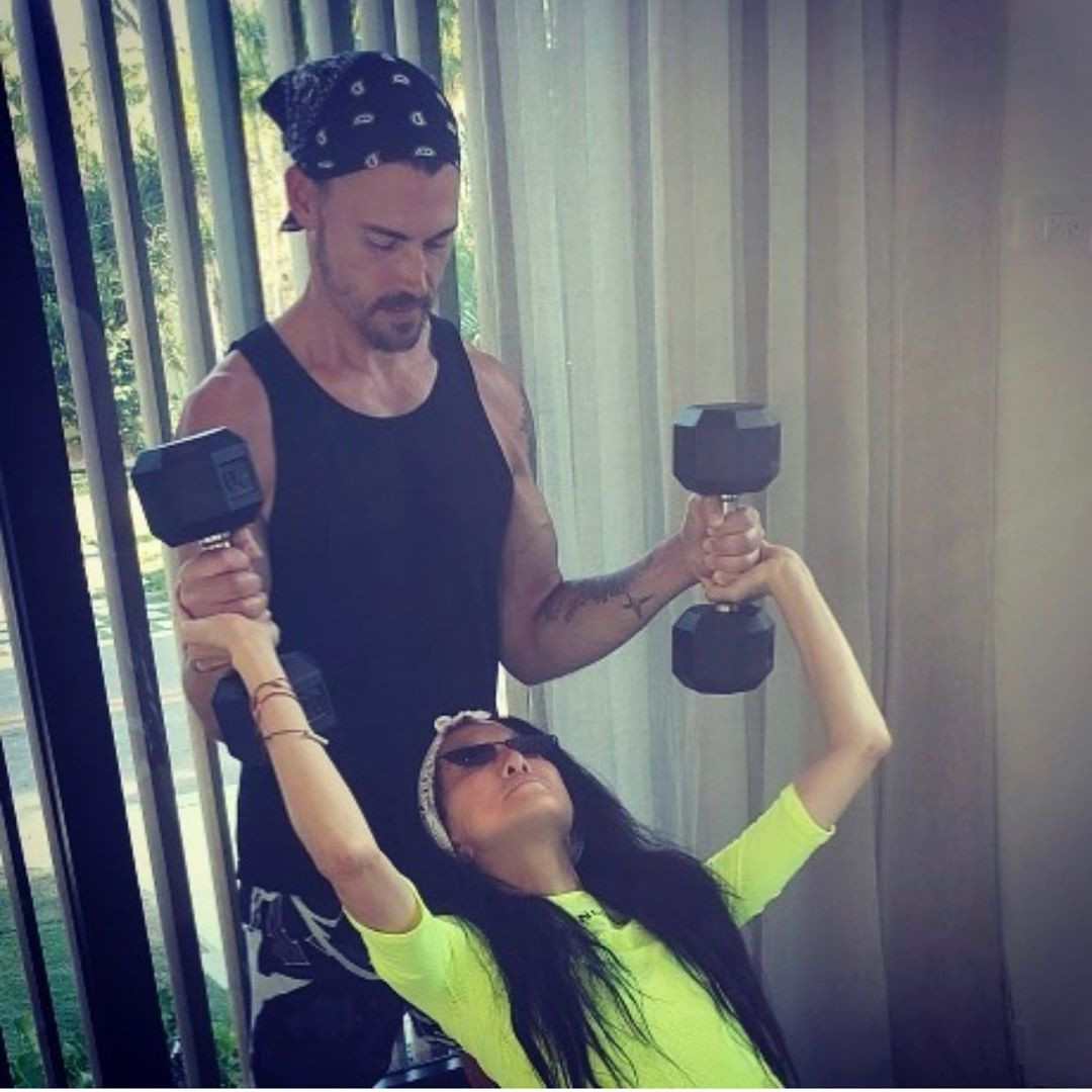 Thân hình nuột nà đến khó tin ở tuổi 70 của ‘nữ hoàng váy cưới’ Vera Wang ảnh 8