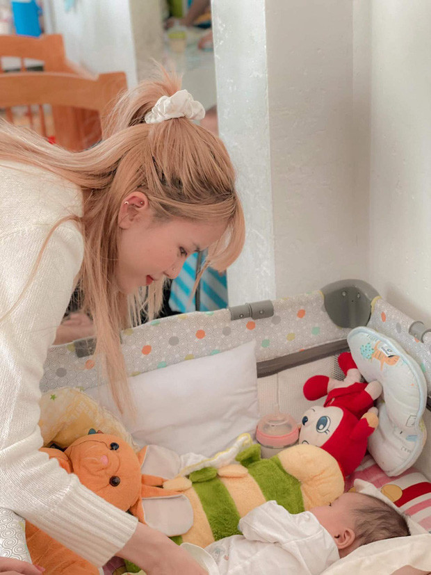 Lý Nhã Kỳ khoe biệt thự lộng lẫy xa hoa ảnh 10