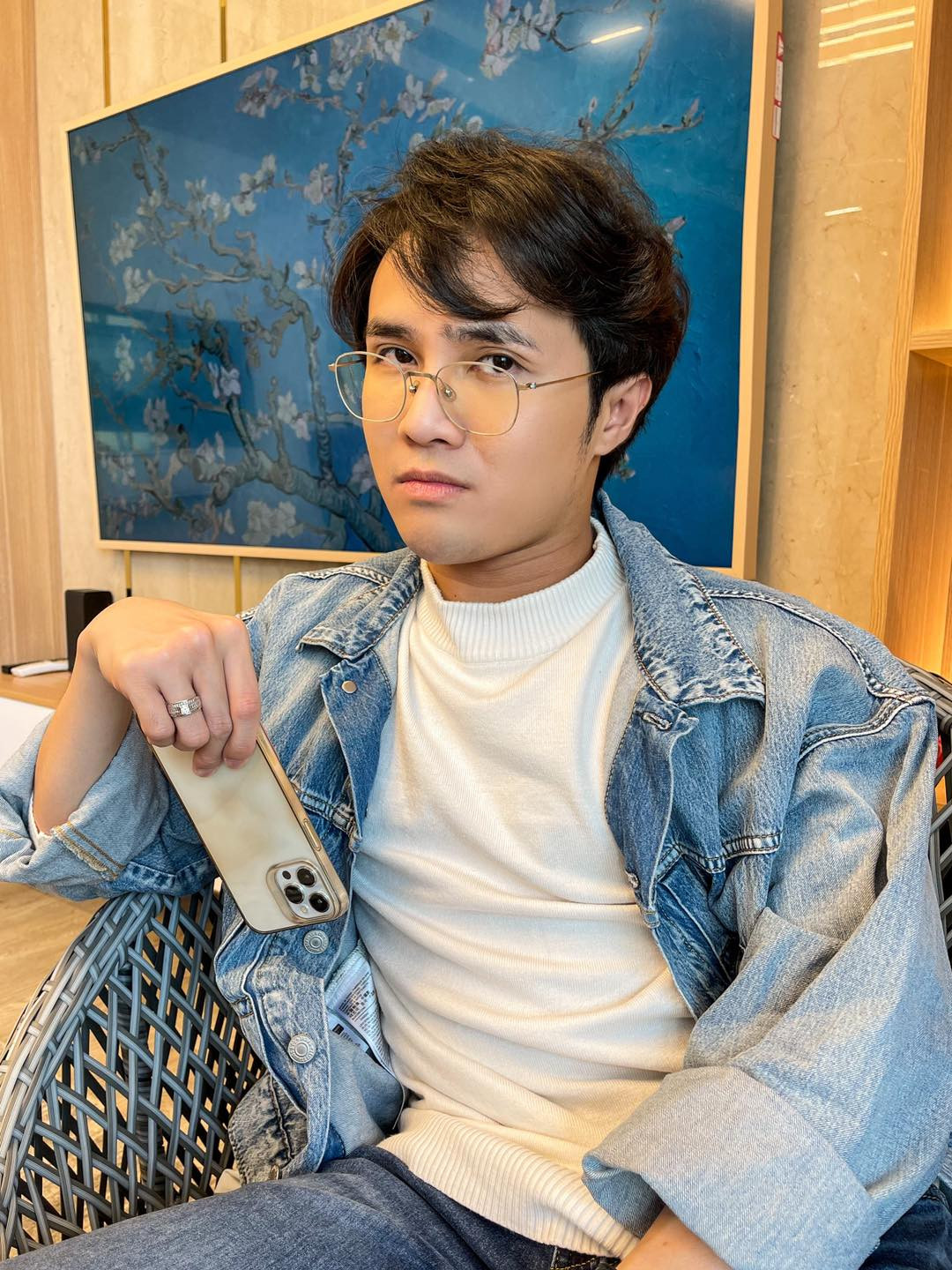 Việt Anh tung ảnh hậu trường 'Hướng dương ngược nắng', NSND Công Lý bình luận 'tấu hài' ảnh 8