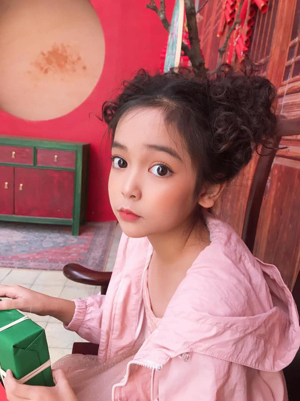 Mê mẩn ngắm nhan sắc thiên thần của con gái Việt Anh trong 'Hướng dương ngược nắng' ảnh 16