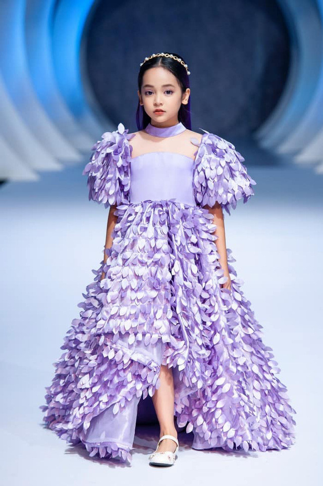 Mê mẩn ngắm nhan sắc thiên thần của con gái Việt Anh trong 'Hướng dương ngược nắng' ảnh 6