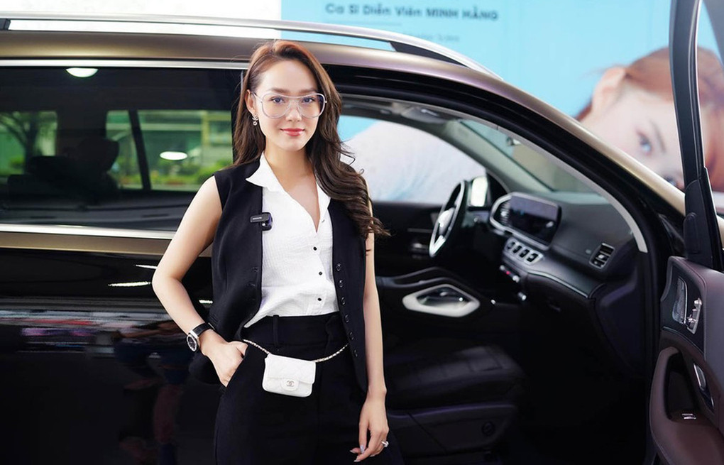 Hồng Diễm lên đồ cực 'ngầu' trong quán bar ảnh 8