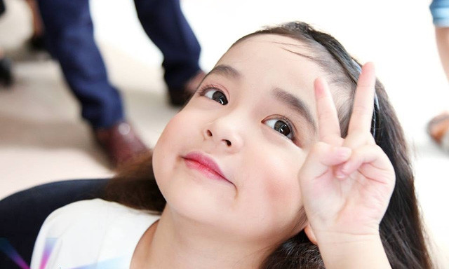 Mê mẩn ngắm nhan sắc thiên thần của con gái Việt Anh trong 'Hướng dương ngược nắng' ảnh 15