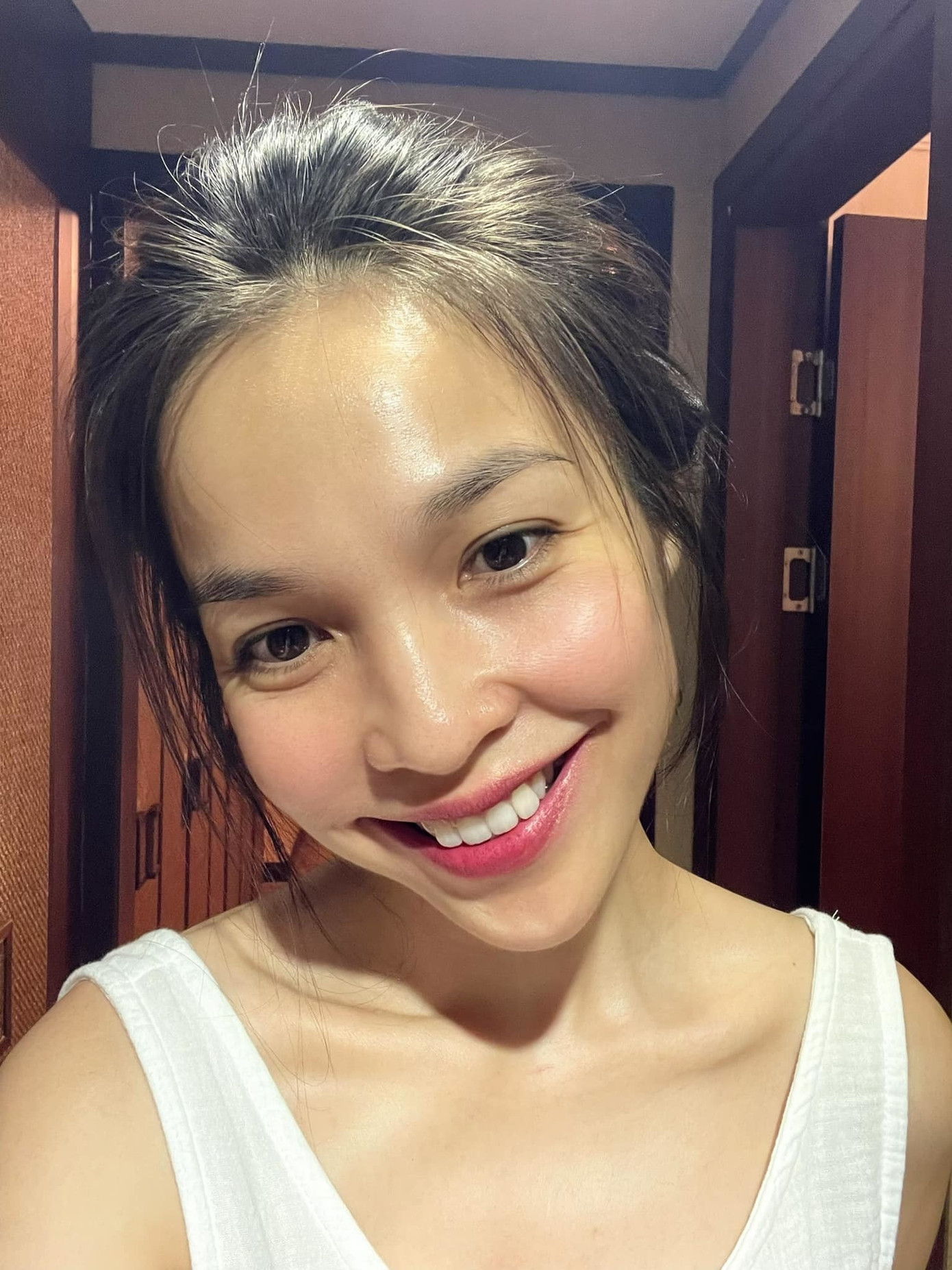 Việt Anh tung ảnh hậu trường 'Hướng dương ngược nắng', NSND Công Lý bình luận 'tấu hài' ảnh 9