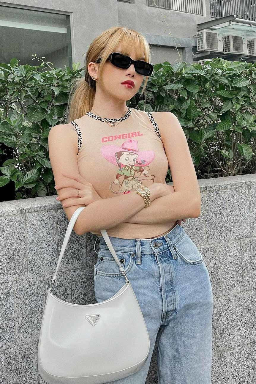 Thiều Bảo Trâm: Nhan sắc búp bê, vòng eo con kiến đáng ngưỡng mộ ảnh 10