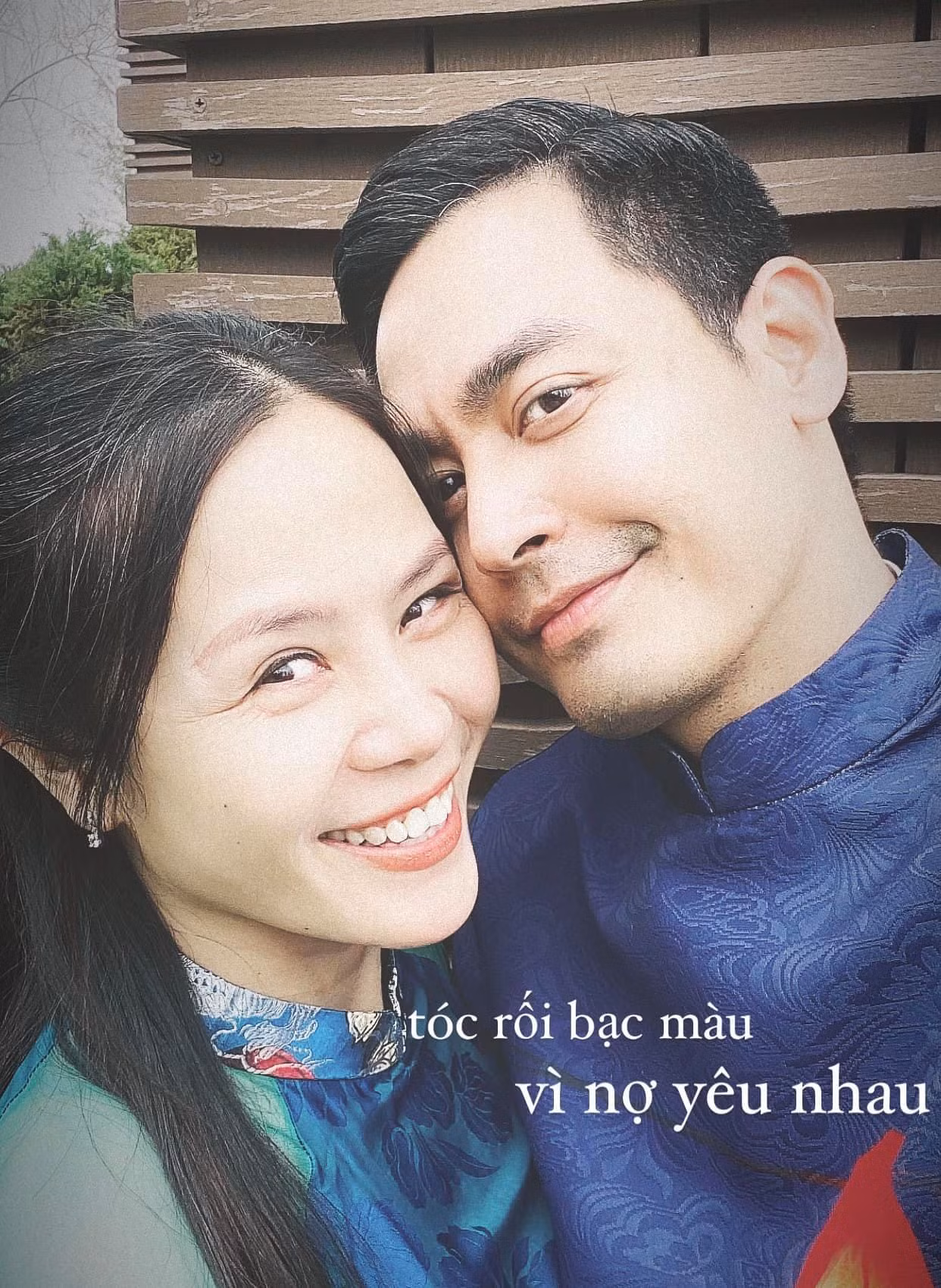 SAO VIỆT MÙNG 3 TẾT: Tuấn Hưng 'khóa môi' vợ, Phan Anh nói lời yêu tới bà xã ngày 14/2 ảnh 2
