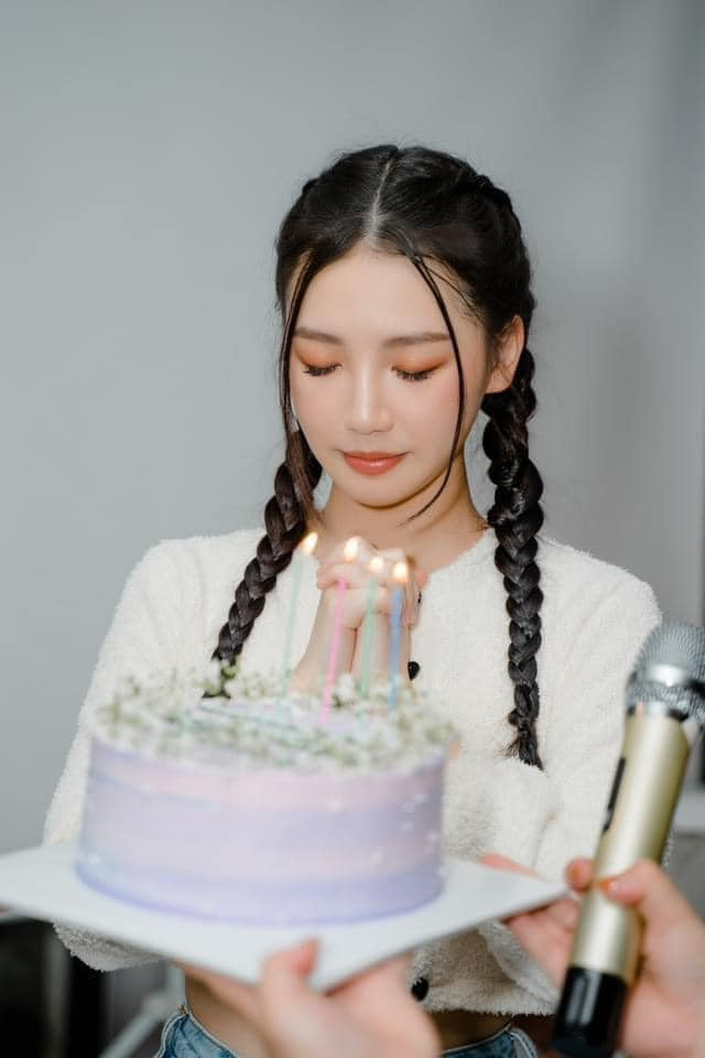 Hồng Đăng tình tứ ngọt lịm bên bà xã ảnh 6