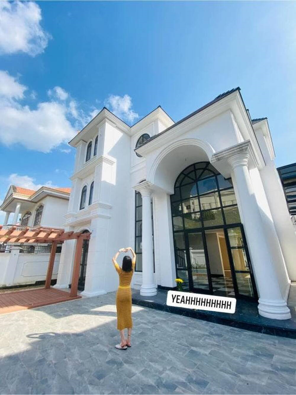 Hậu ly hôn, Lệ Quyên hé lộ biệt thự sang trọng, lộng lẫy ảnh 2