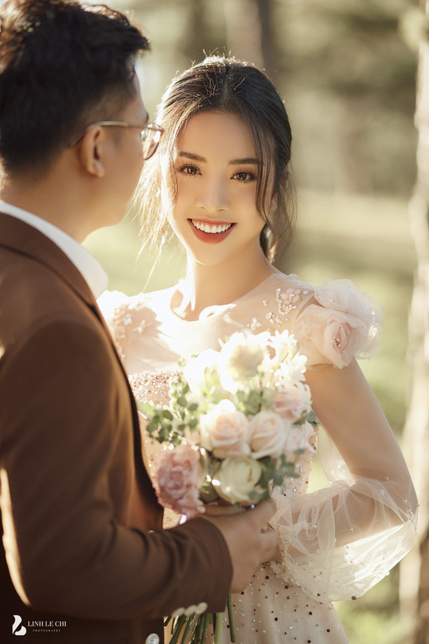 Lệ Quyên công khai tay trong tay tình tin đồn Lâm Bảo Châu ảnh 6