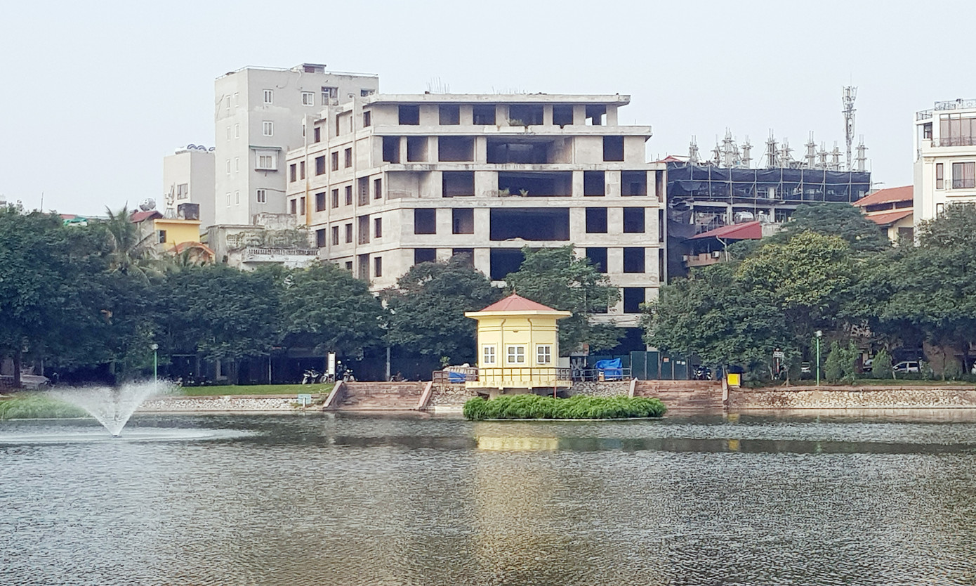 Bí ẩn khu nhà ở cán bộ bỏ hoang trên đất 'kim cương' Hà Nội ảnh 6