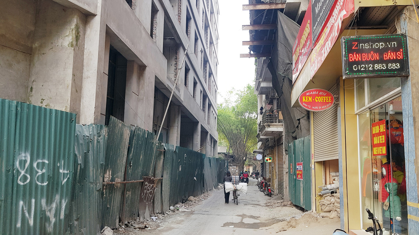 Bí ẩn khu nhà ở cán bộ bỏ hoang trên đất 'kim cương' Hà Nội ảnh 11