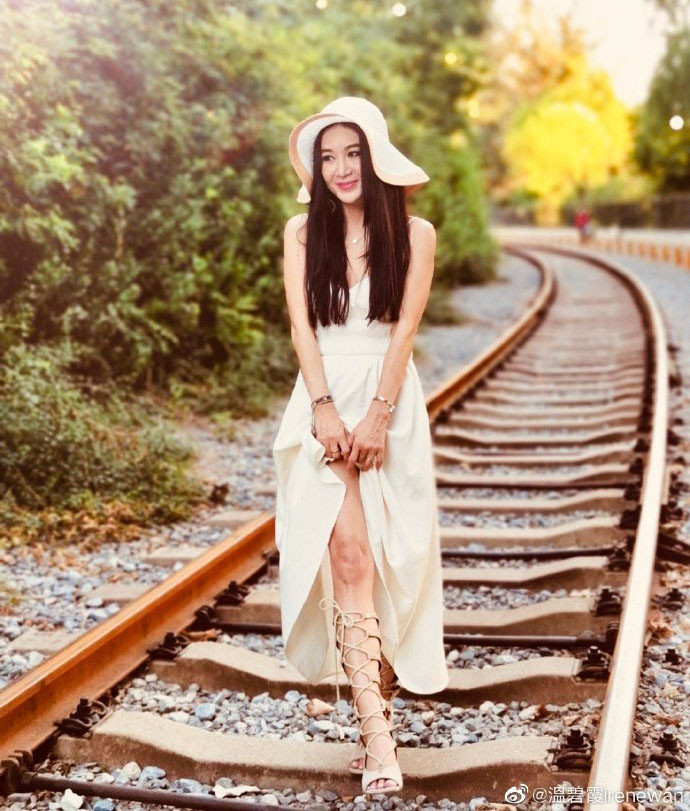 Ngỡ ngàng nhan sắc tuổi U60 mà như mới ngoài ba mươi của Ôn Bích Hà ảnh 3