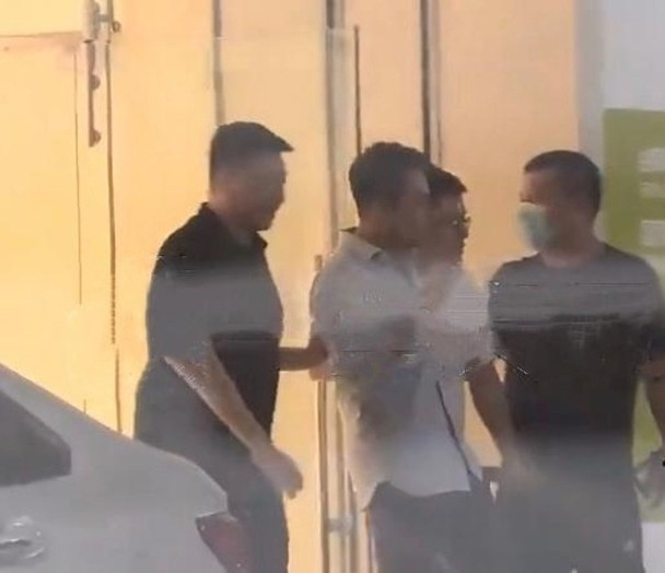 Fan phẫn nộ vì chồng thiếu gia ‘đăng đàn’ nói xấu Từ Hi Viên ảnh 3